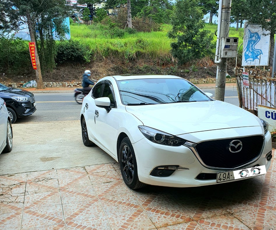 Bạn đang tìm hiểu xe 4 chỗ dài bao nhiêu? Bài viết cung cấp thông tin chi tiết giúp bạn dễ dàng chọn được chiếc xe phù hợp cho gia đình hoặc đi lại hằng ngày.